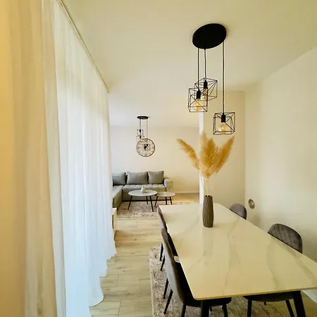 Klara 102 Apartment Mostar