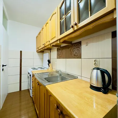 Klara 102 Apartment *